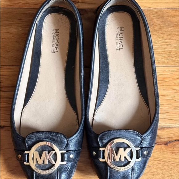 Michael Kors Black Leather Loafers with Gold Logo - Picture 1 of 1